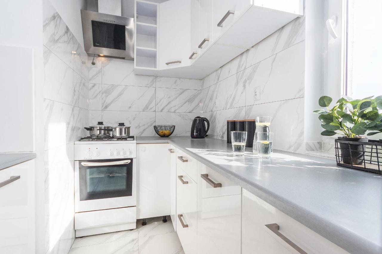 Glow Apartments, Apartament Kolobrzeska グダニスク エクステリア 写真