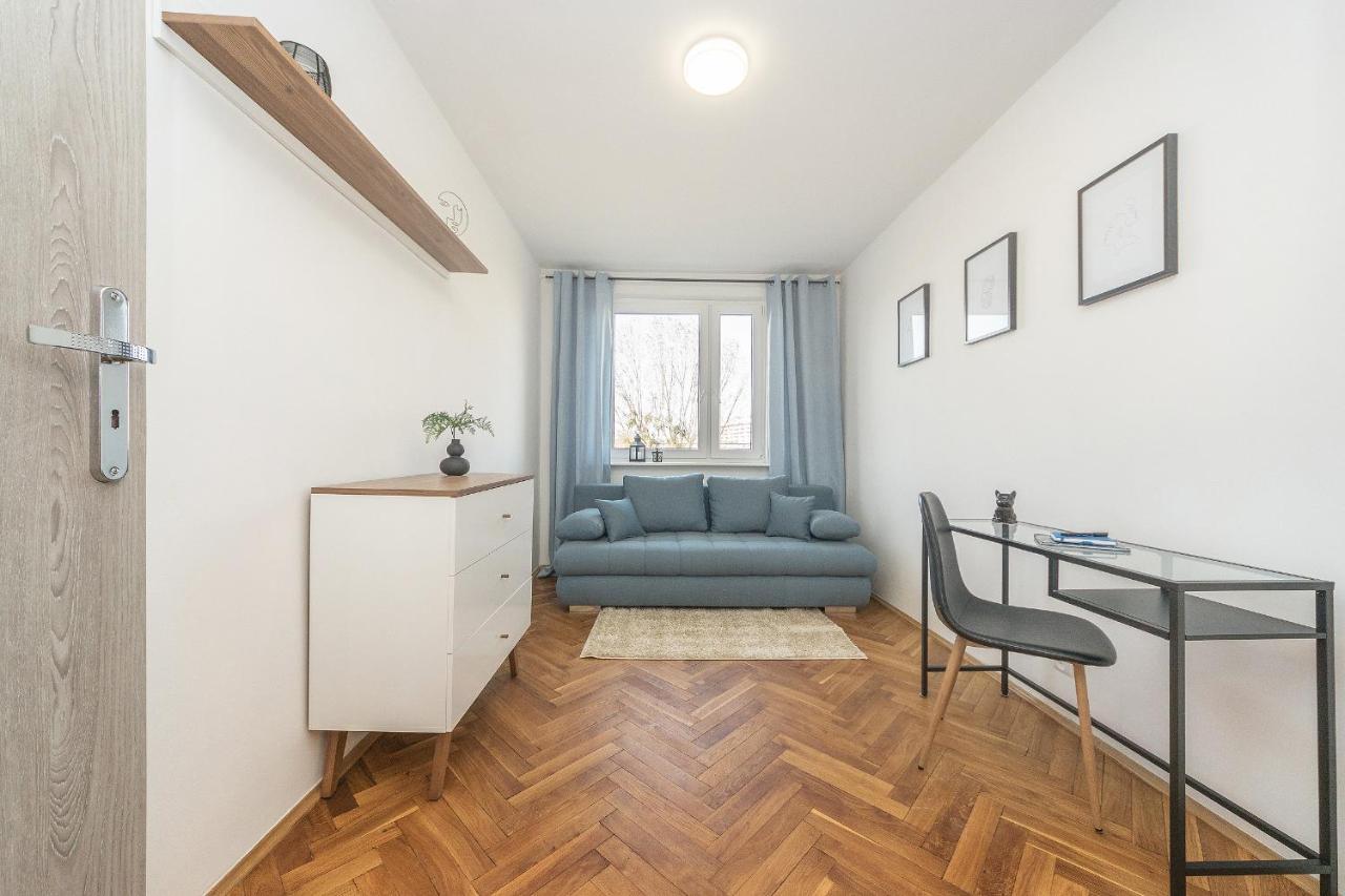 Glow Apartments, Apartament Kolobrzeska グダニスク エクステリア 写真