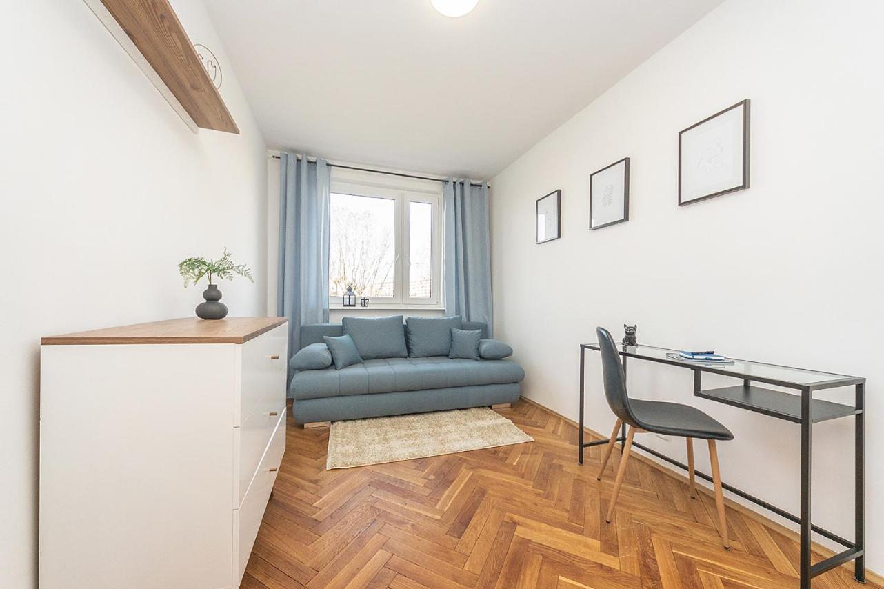 Glow Apartments, Apartament Kolobrzeska グダニスク エクステリア 写真